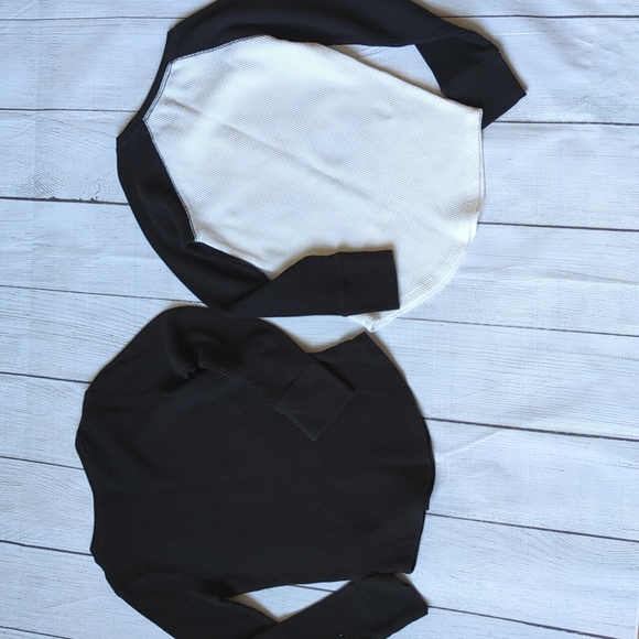 Old Navy Long Sleeve Thermal T-Shirt Bundle - Size: S (6/7) - Picture 9 of 10